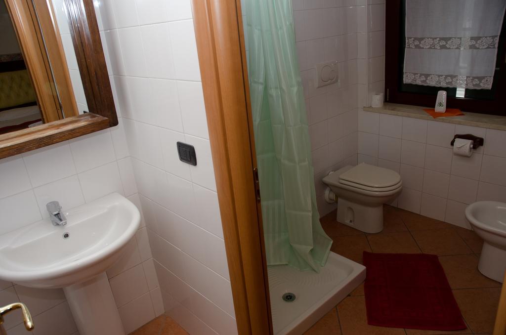 B&B 7 Camini San Giovanni Lupatoto Luaran gambar