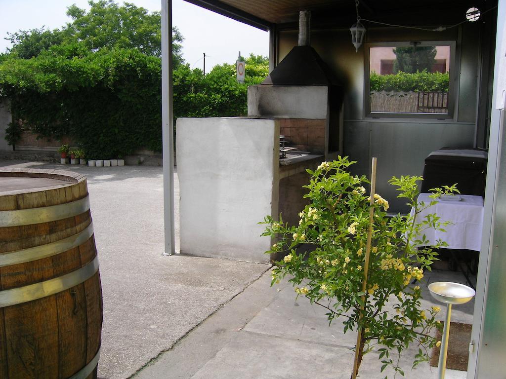 B&B 7 Camini San Giovanni Lupatoto Luaran gambar